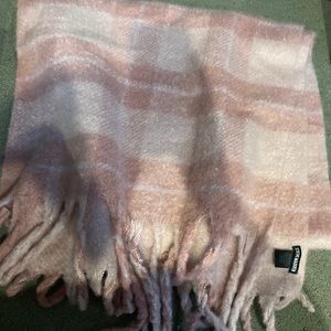 Huge Steve Madden scarf